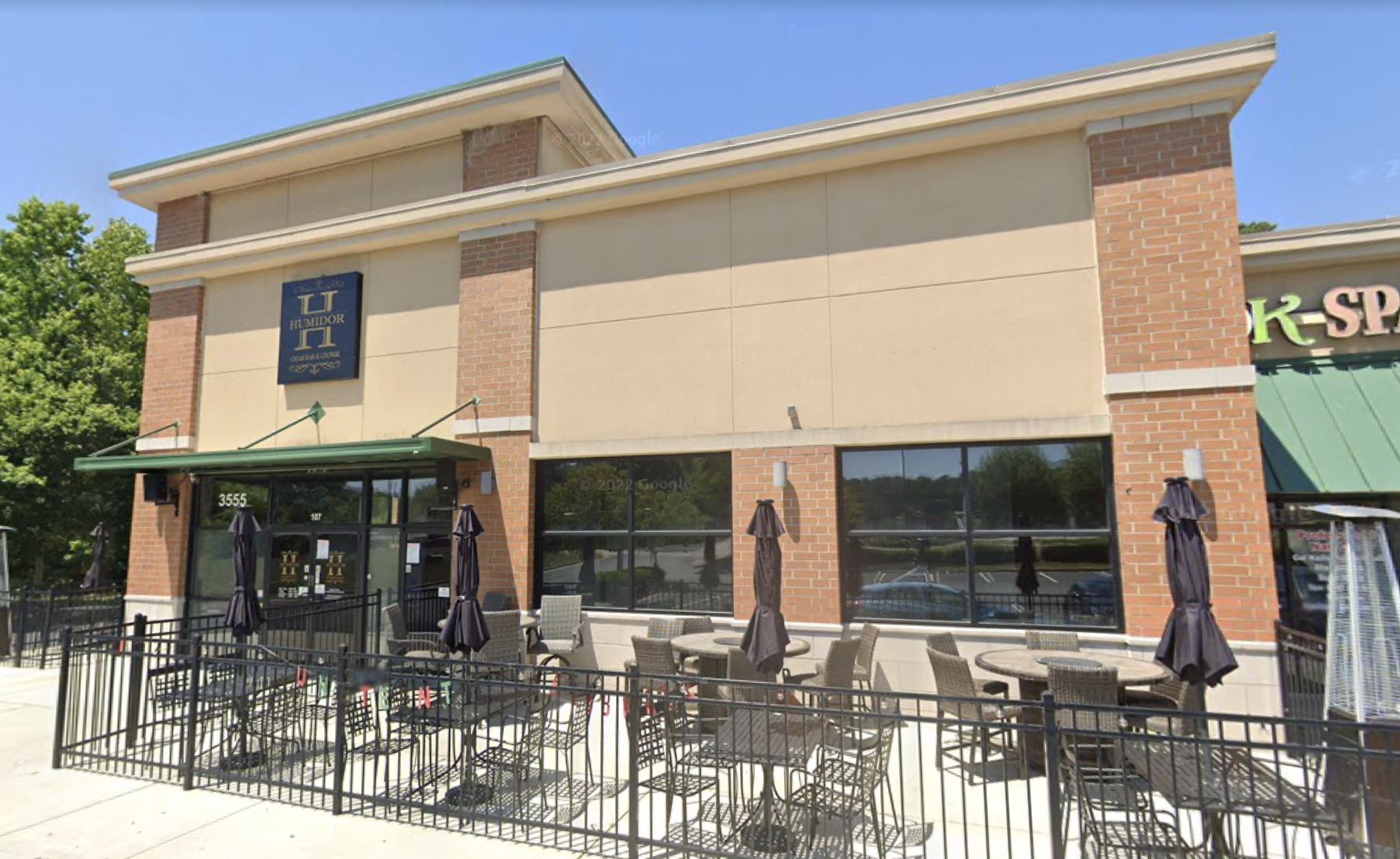 Humidor Cigar Bar & Lounge